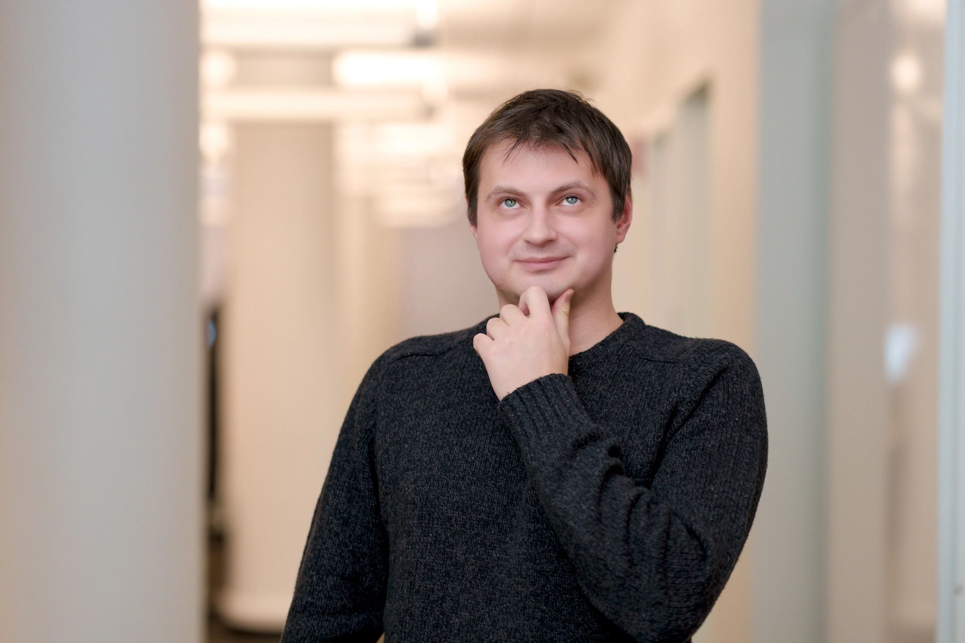 Portrait of Alex Liholips